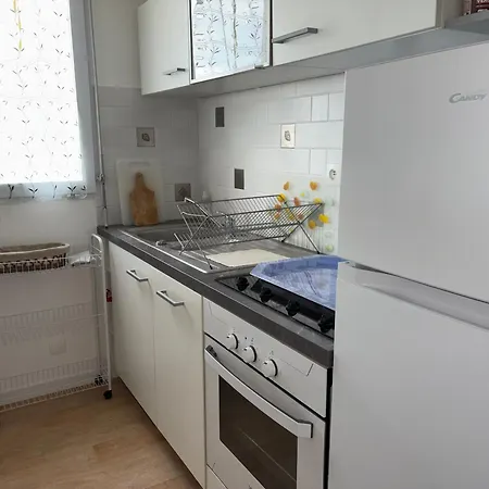 Moderne 5 Pers, Balcon, Parking, Proche - Fr-1-323-559 *