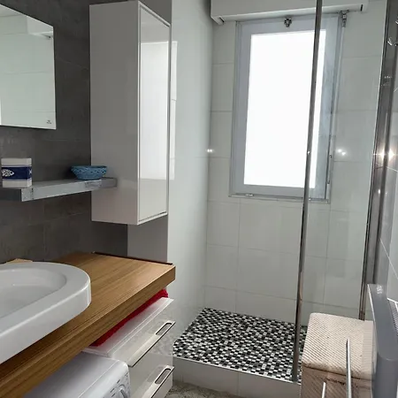 Apartment Moderne 5 Pers, Balcon, Parking, Proche - Fr-1-323-559